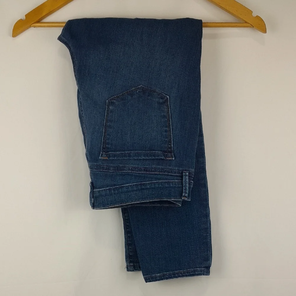 Loft Outlet Petite Blue Denim Modern Skinny Jeans - Picture 8 of 11